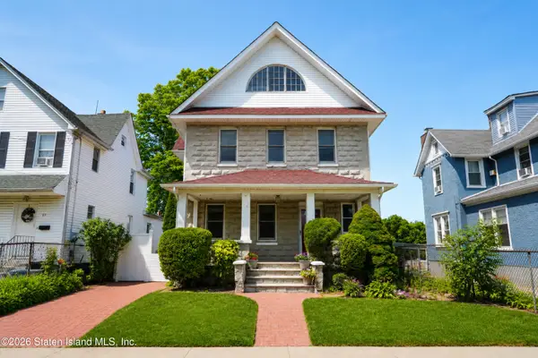 69 Saint Stephens Place, Staten Island, NY 10306