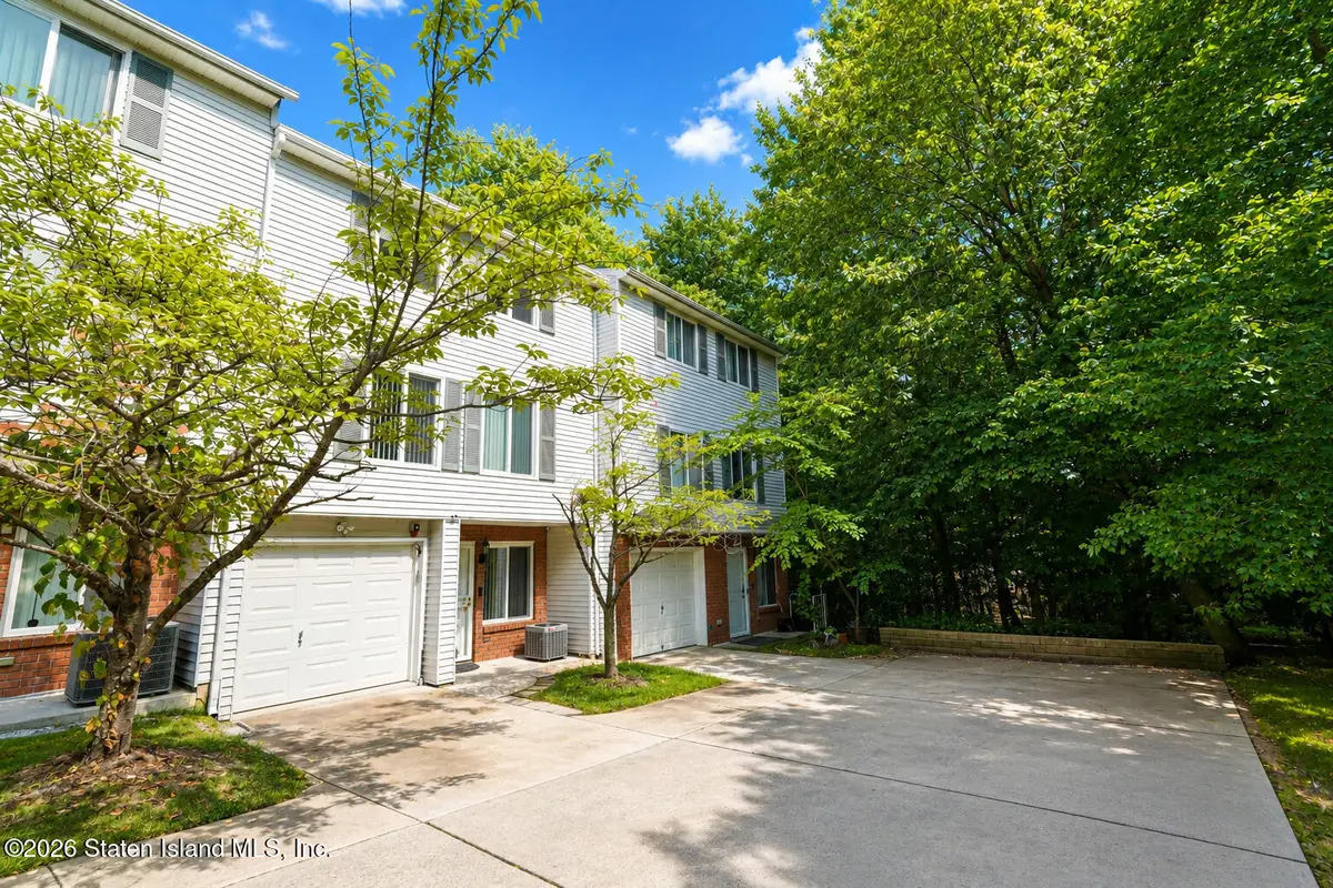 176 Ilyssa Way, Staten Island, NY 10312 - #1
