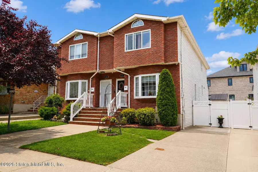 111 Burgher Avenue, Staten Island, NY 10304 - #3