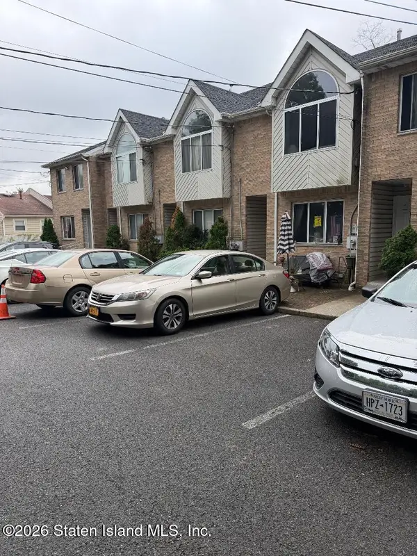 3270 Amboy Road, Staten Island, NY 10306