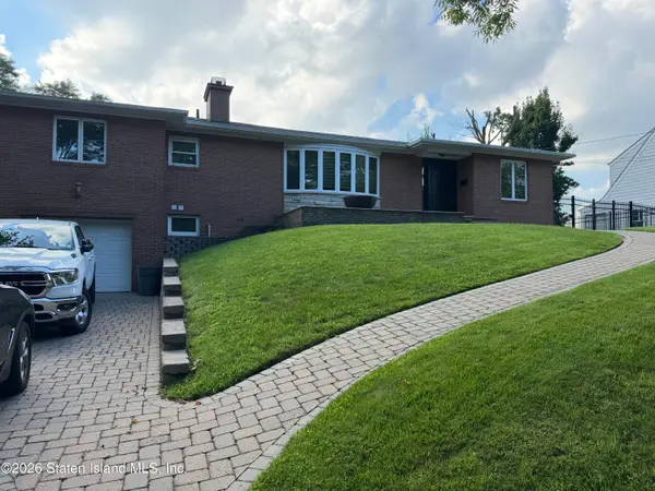 24 Ward Avenue, Staten Island, NY 10304