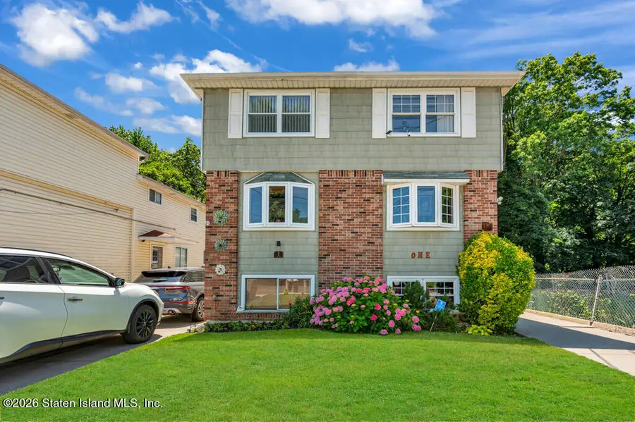 3 Clove Way, Staten Island, NY 10301 - #2