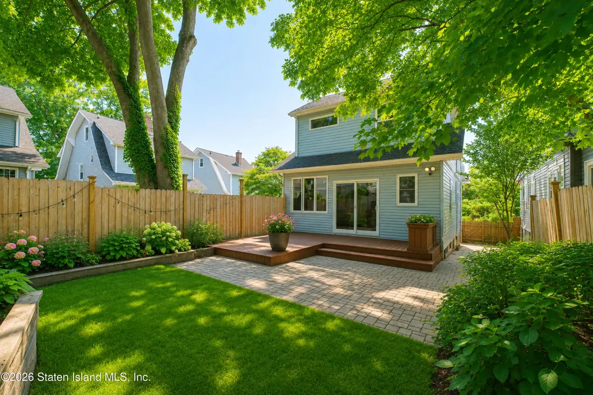 30 E Buchanan Street, Staten Island, NY 10301 - #1