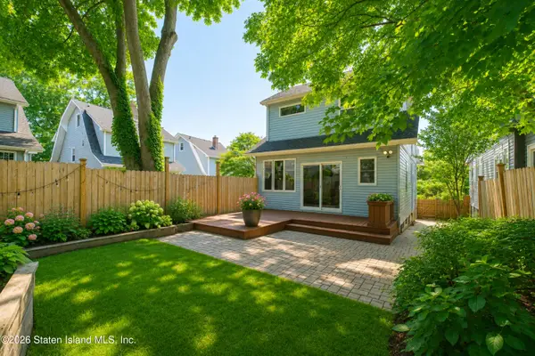 30 E Buchanan Street, Staten Island, NY 10301