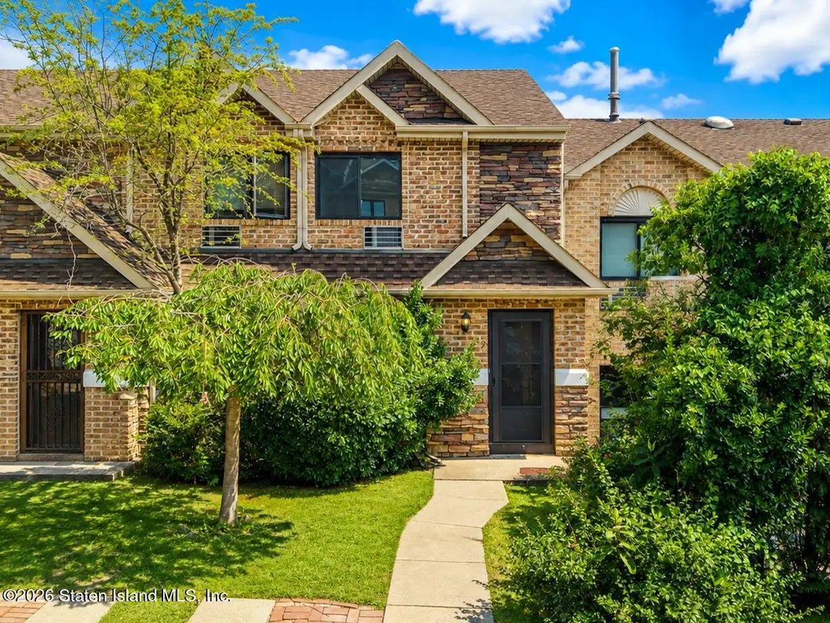19 Hilldale Court, Staten Island, NY 10305 - #1