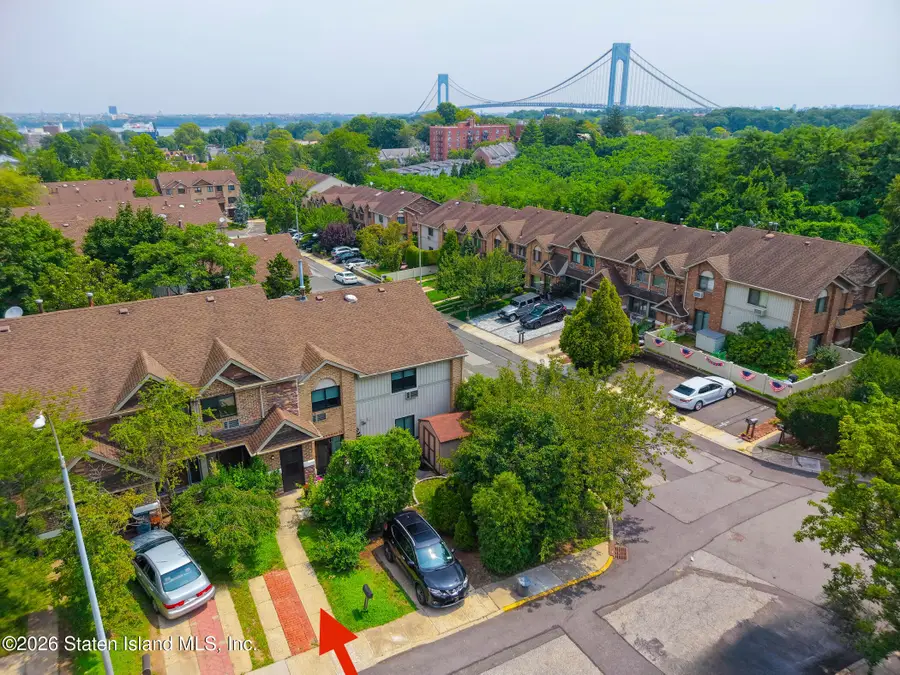 19 Hilldale Court, Staten Island, NY 10305 - #2