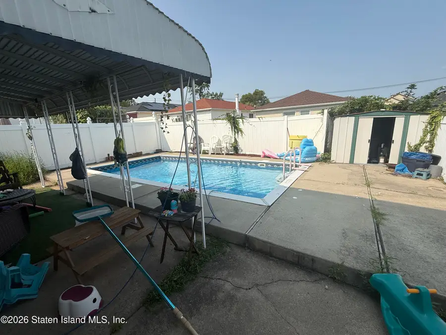 420 Mountainview Avenue, Staten Island, NY 10314 - #2