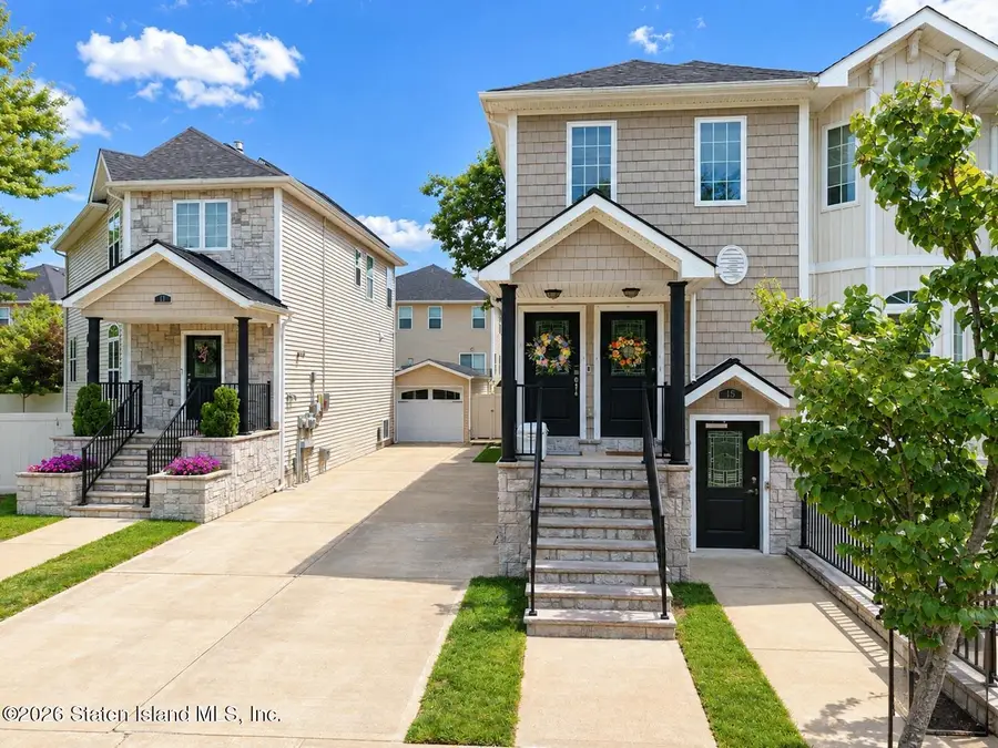 15 Wiltshire Lane, Staten Island, NY 10309 - #2