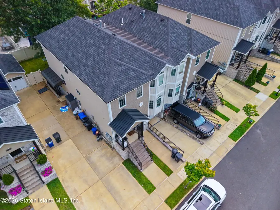 15 Wiltshire Lane, Staten Island, NY 10309 - #3