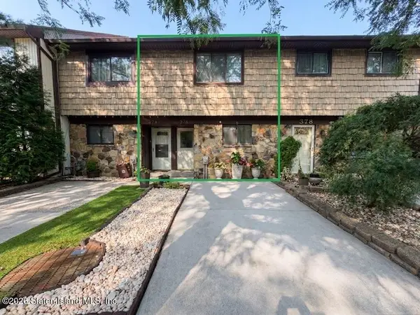 376 Rolling Hill Green, Staten Island, NY 10312