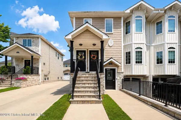 23 Wiltshire Lane, Staten Island, NY 10309