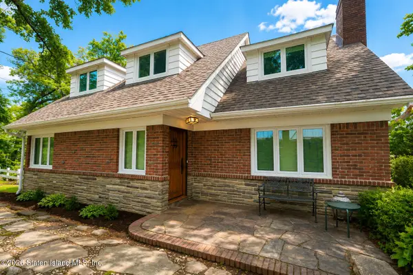 311 Howard Avenue, Staten Island, NY 10301