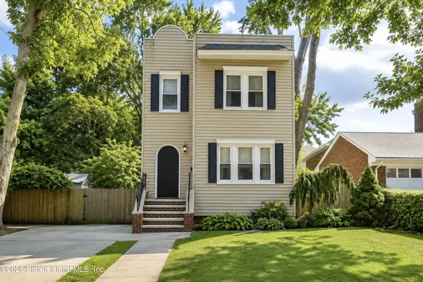 36 Liberty Avenue, Staten Island, NY 10304