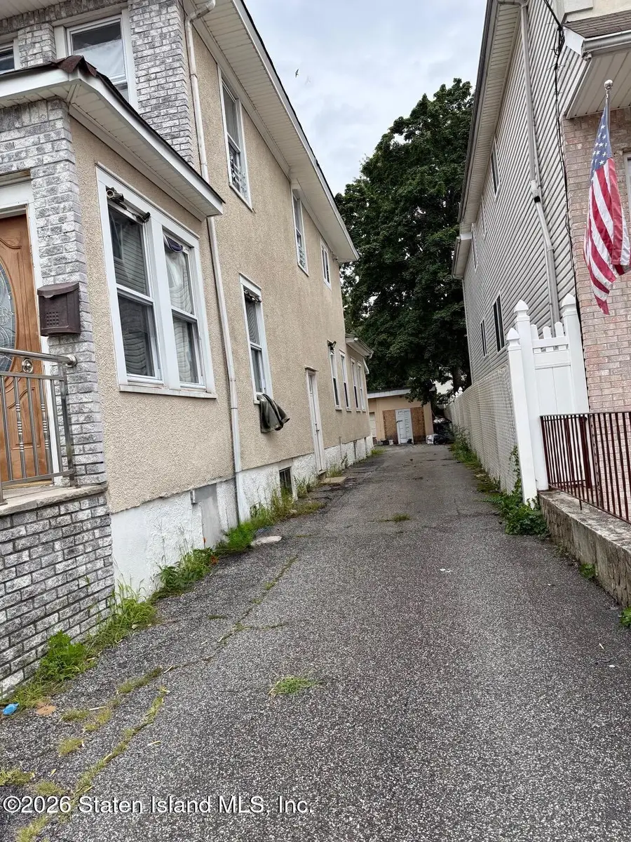 65 Van Pelt Avenue, Staten Island, NY 10303 - #3