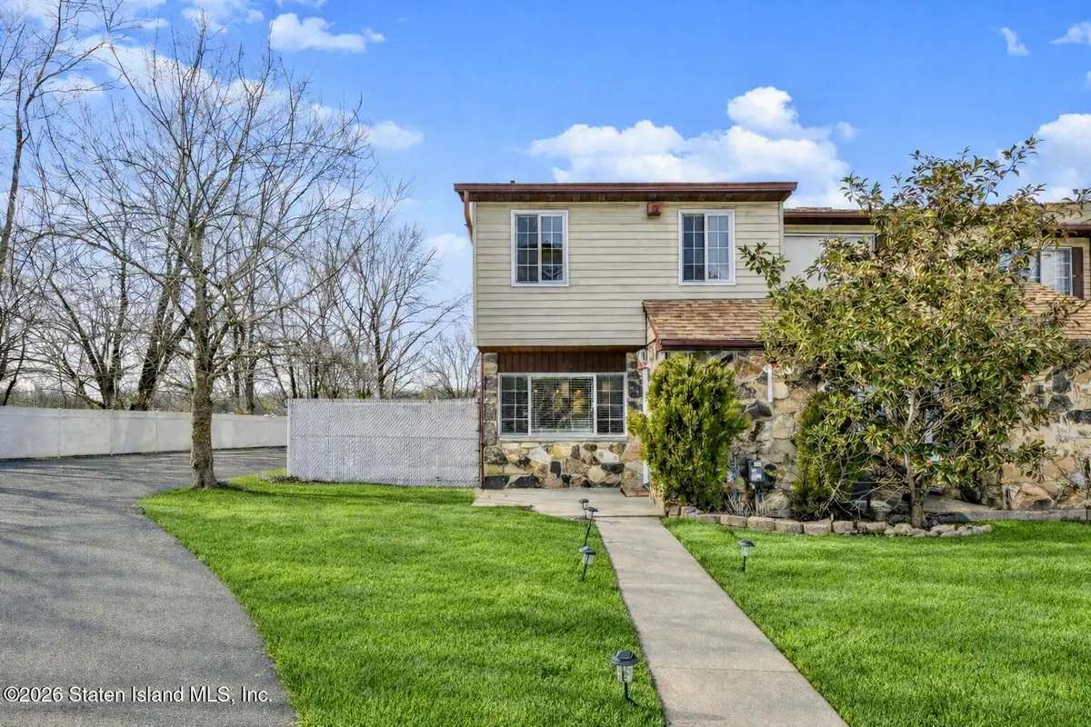 25 Fuller Court #A, Staten Island, NY 10306 - #1