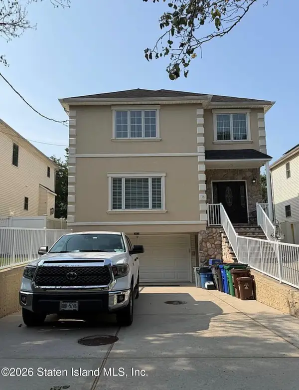 15 Lundsten Avenue, Staten Island, NY 10309