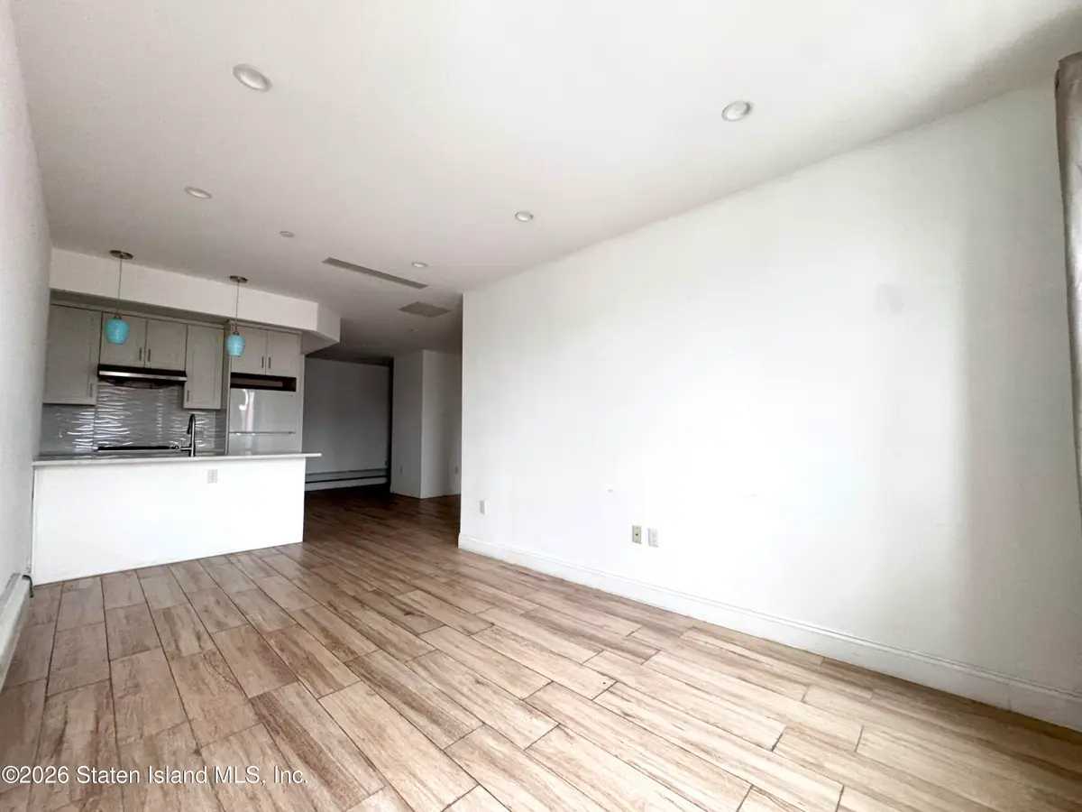 136-20 Booth Memorial Avenue #3a, Queens, NY 11355 - #1