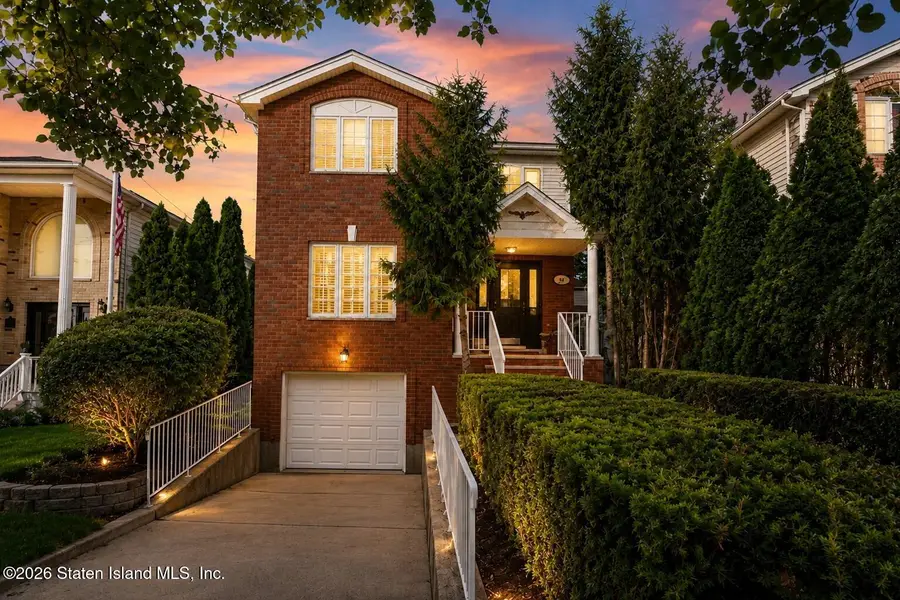 61 Lion Street, Staten Island, NY 10307 - #2