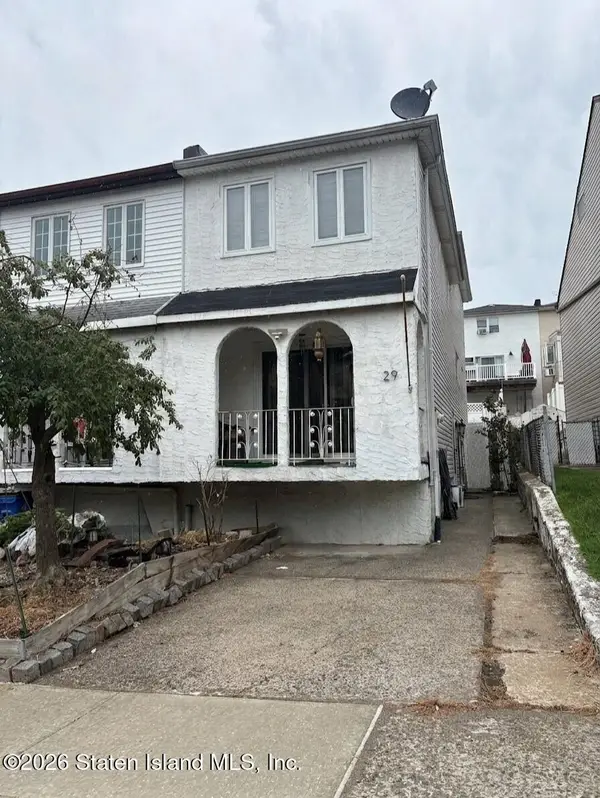 29 Hammock Lane, Staten Island, NY 10312