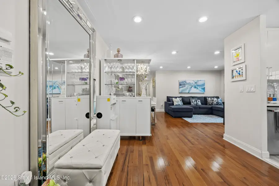 394 Maryland Avenue #1d, Staten Island, NY 10305 - #3