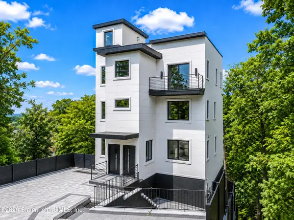20 Creston Place, Staten Island, NY 10304