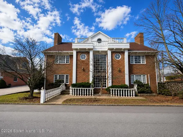 100 Copperflagg Lane, Staten Island, NY 10304