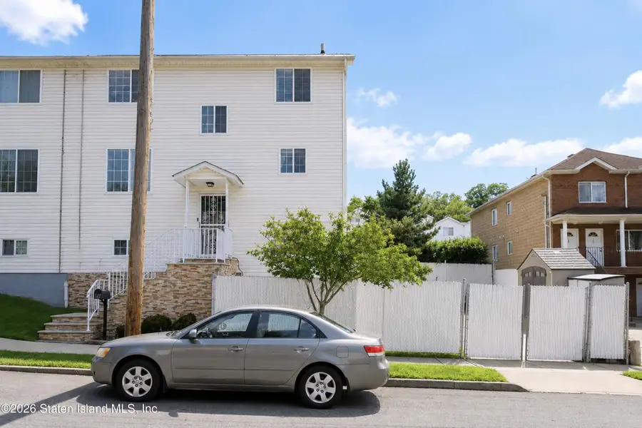 36 Rockwell Avenue, Staten Island, NY 10305 - #3