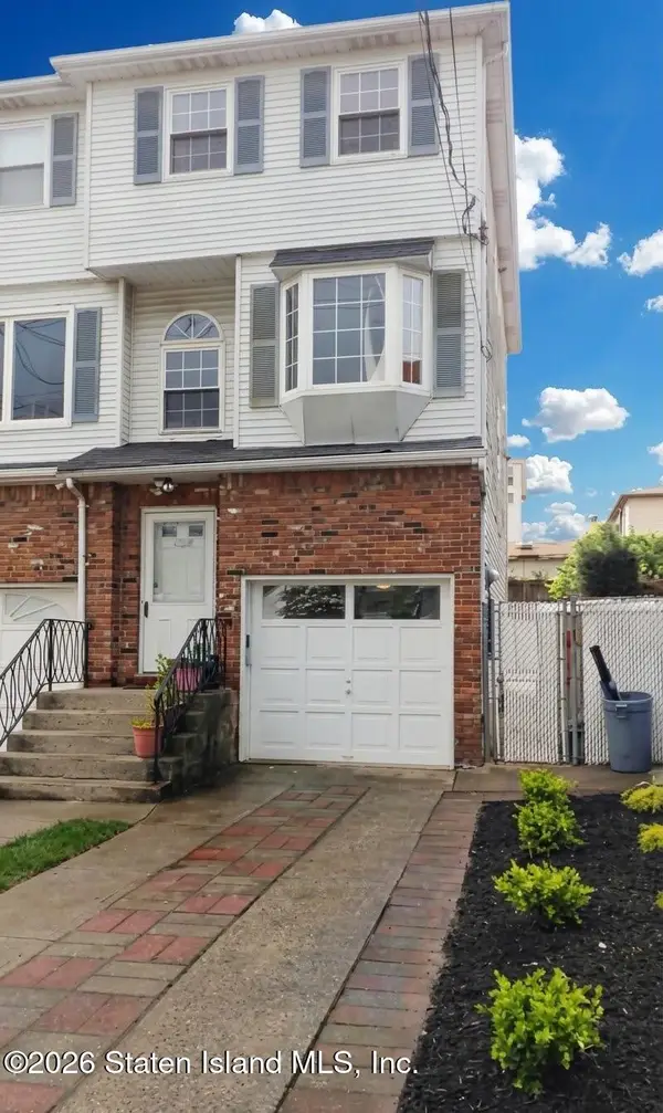 1526 Richmond Avenue, Staten Island, NY 10314