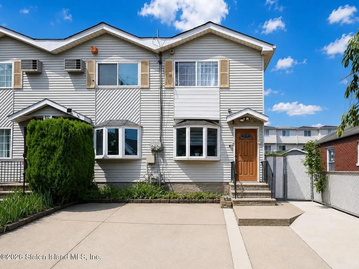 211 Roma Avenue, Staten Island, NY 10306 - #1