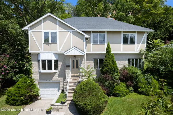 23 E Cheshire Place, Staten Island, NY 10301