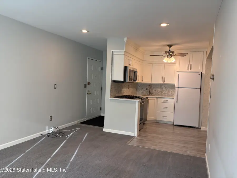 29 Donna Court #4, Staten Island, NY 10314 - #2