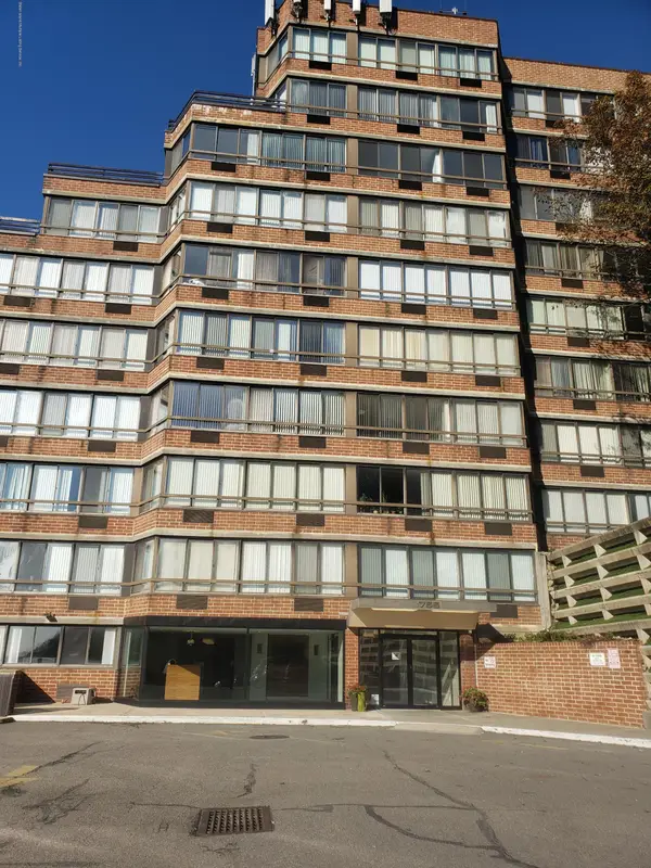 755 Narrows Road N #812, Staten Island, NY 10304