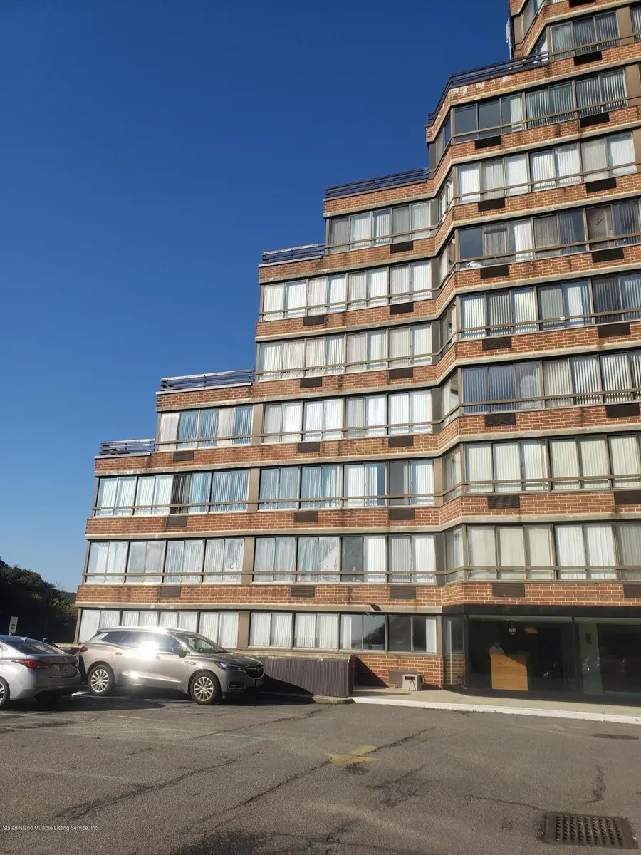 755 Narrows Road N #812, Staten Island, NY 10304 - #3
