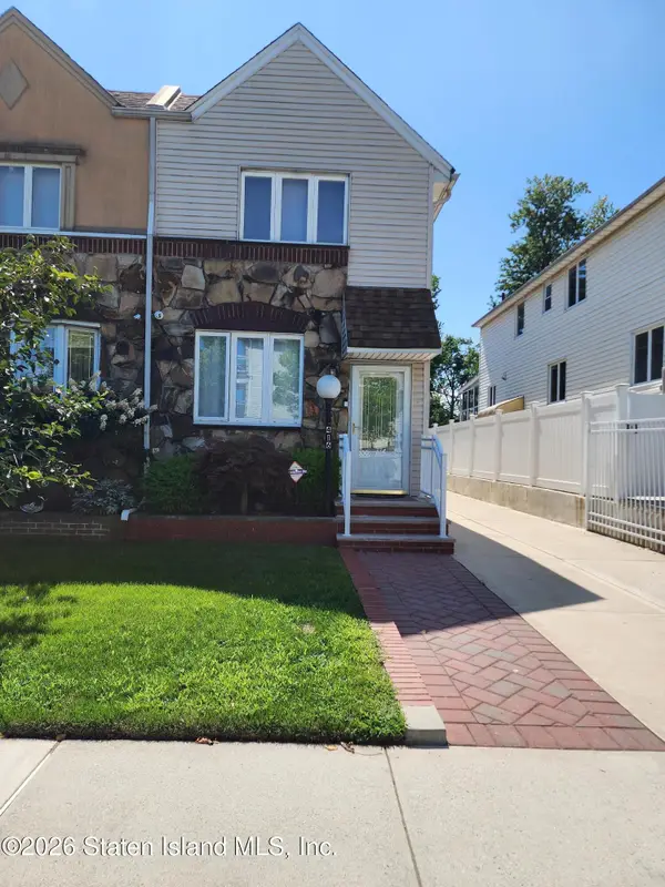 416 Adams Avenue, Staten Island, NY 10306