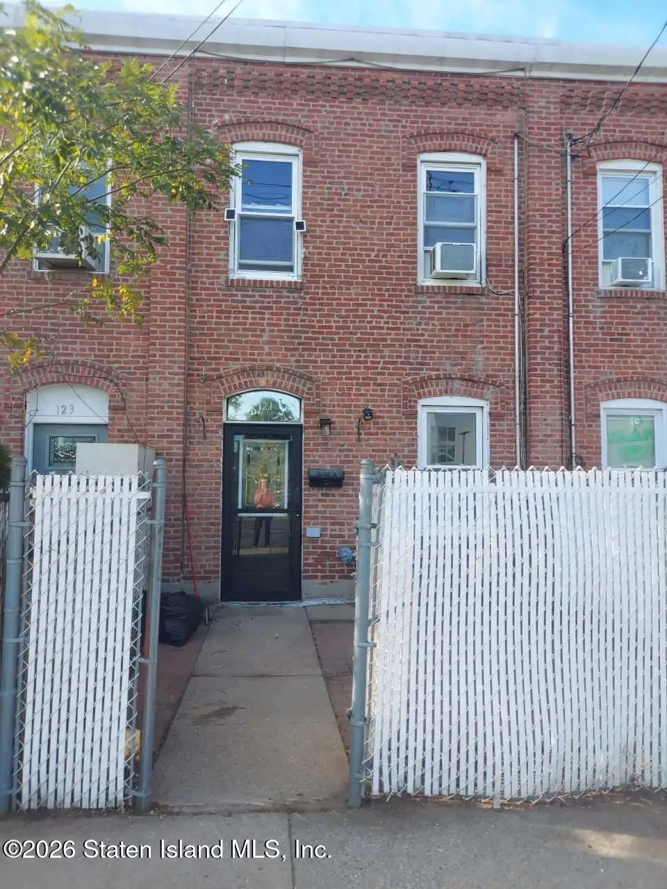 121 Chestnut Avenue, Staten Island, NY 10305 - #1