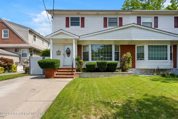 17 Lindenwood Road, Staten Island, NY 10308