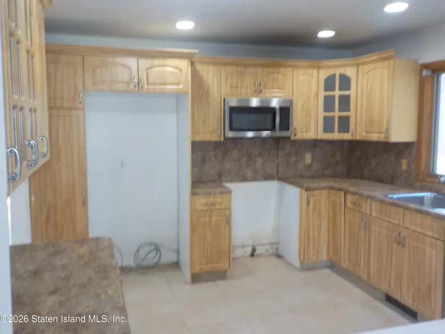 335 Eltingville Boulevard, Staten Island, NY 10312 - #2