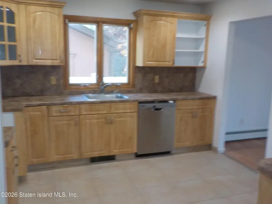 335 Eltingville Boulevard, Staten Island, NY 10312 - #3