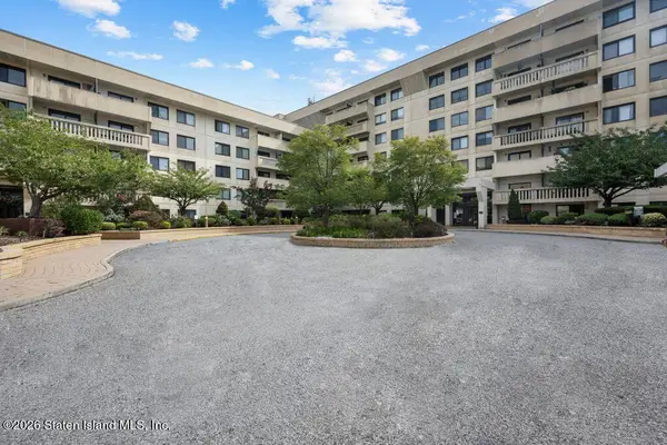 11 Windham Loop #2ee, Staten Island, NY 10314