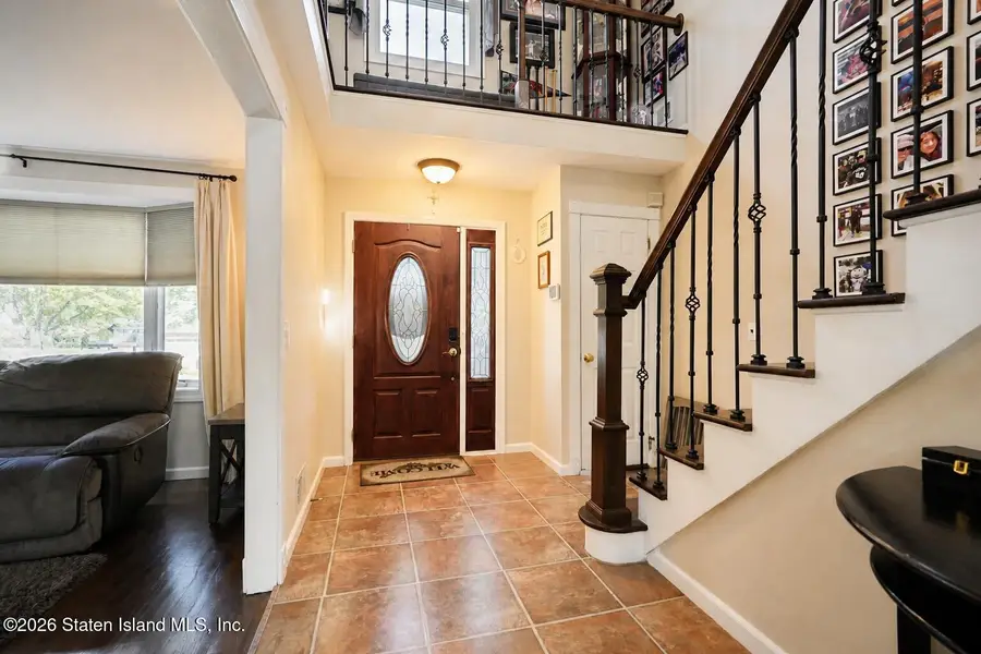 7 Teakwood Court, Staten Island, NY 10308 - #2