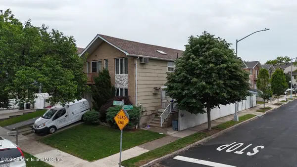 332 Saint Johns Avenue, Staten Island, NY 10305