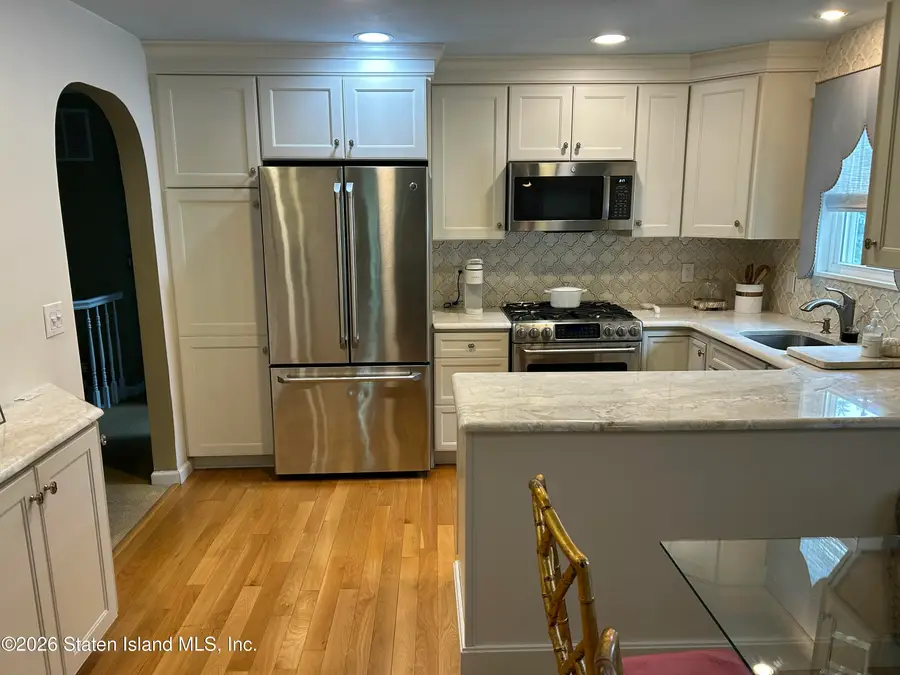 476 Ashworth Avenue, Staten Island, NY 10314 - #2