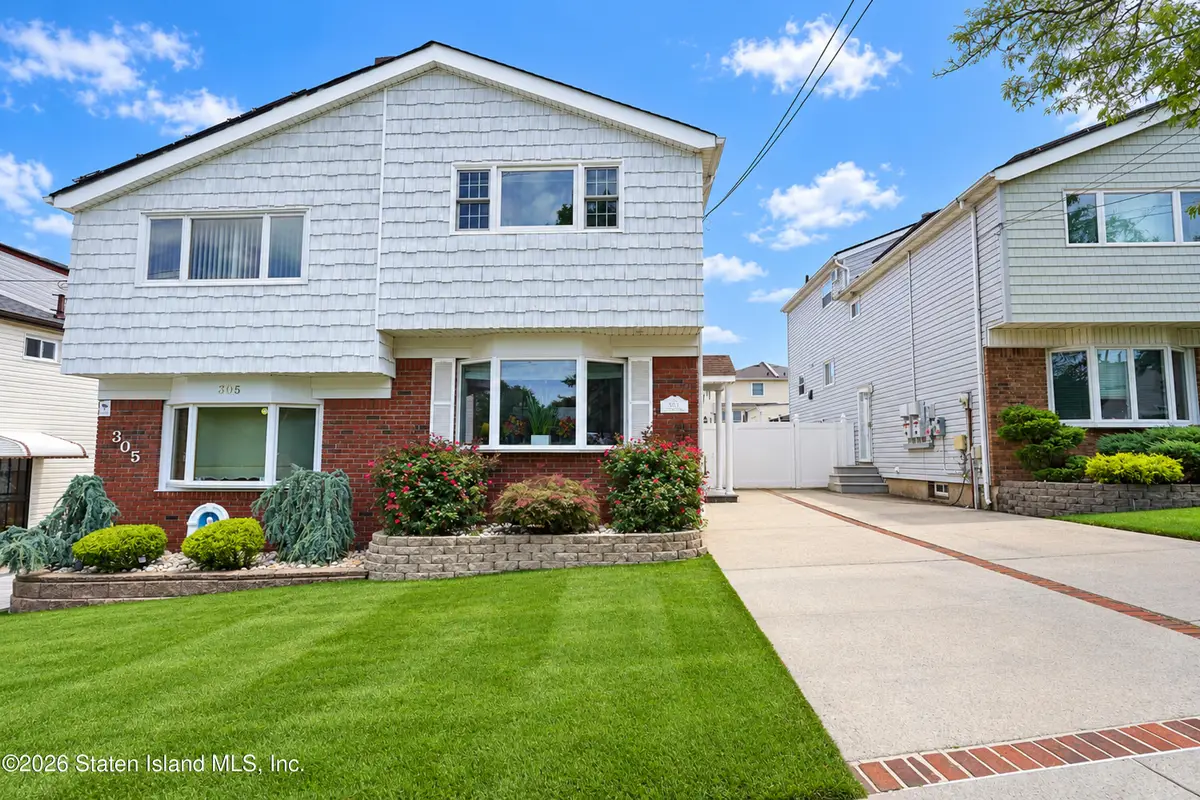 303 Abingdon Avenue, Staten Island, NY 10308 - #1