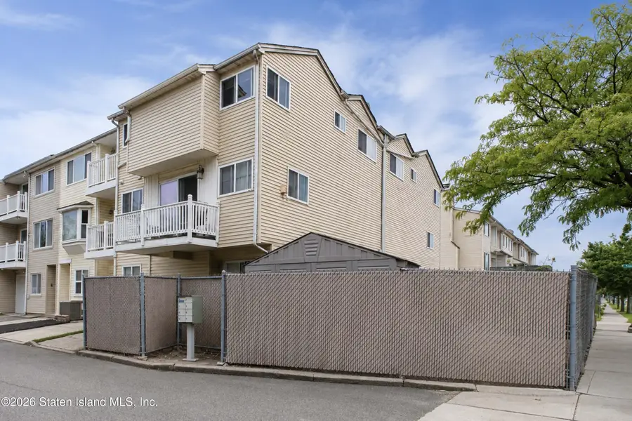 4 Ladd Avenue, Staten Island, NY 10312 - #2