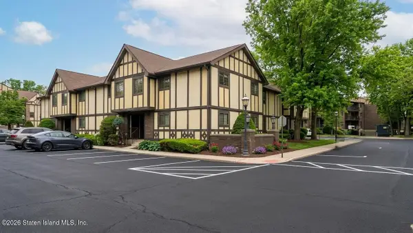 12 Elmwood Park Drive #A, Staten Island, NY 10314