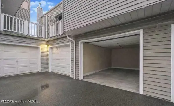 46 Regal Walk #20, Staten Island, NY 10303