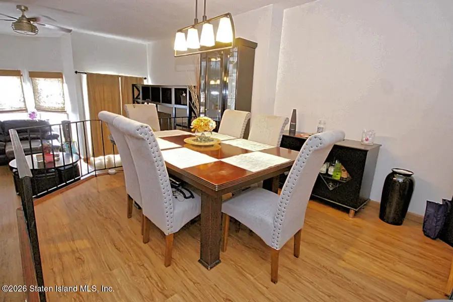 130 Dinsmore Street #E, Staten Island, NY 10314 - #3