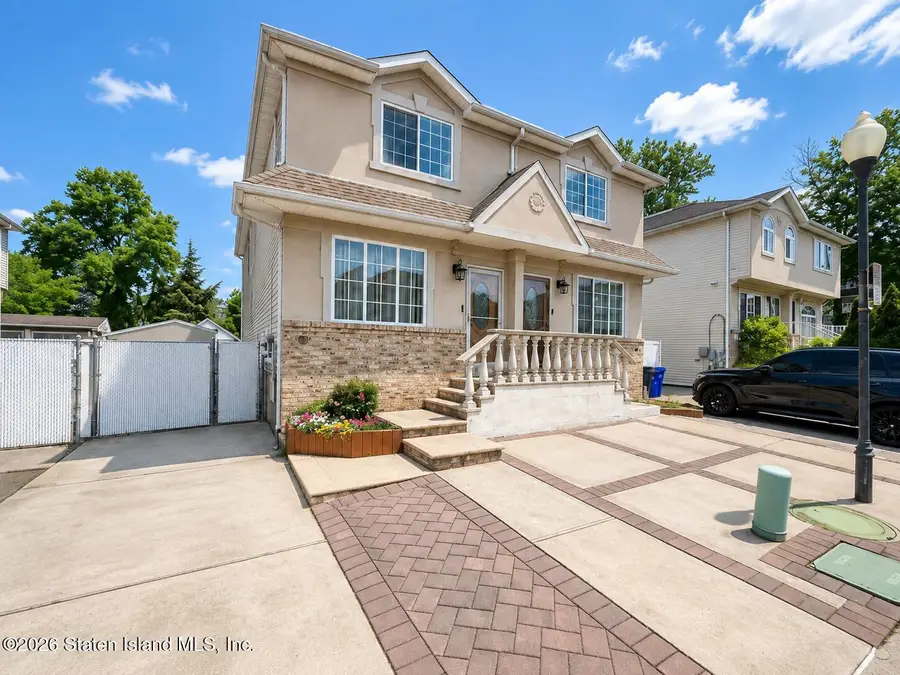 109 Salamander Court, Staten Island, NY 10309 - #2