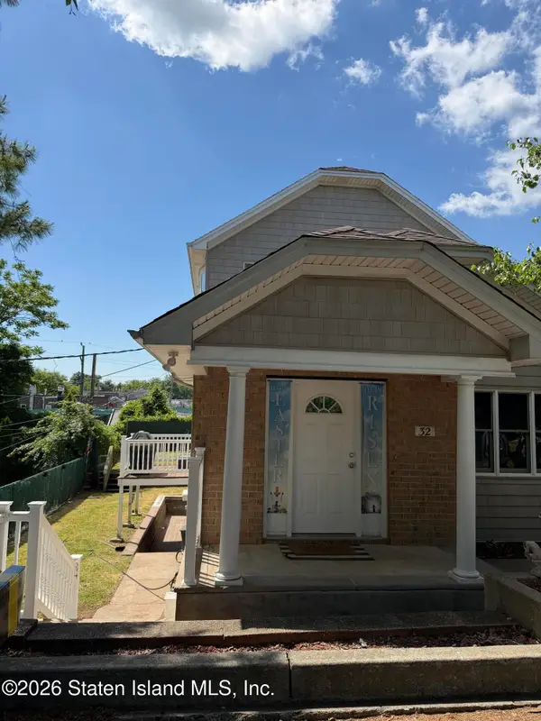 32 Baltimore Street, Staten Island, NY 10308