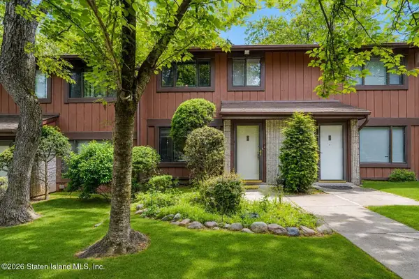 76 Belmar Drive W, Staten Island, NY 10314